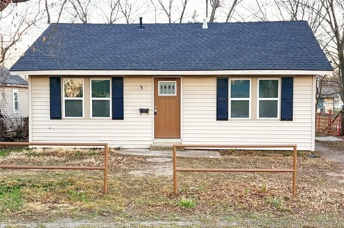 505 W 5th Street, Skiatook, OK 74070 - #1