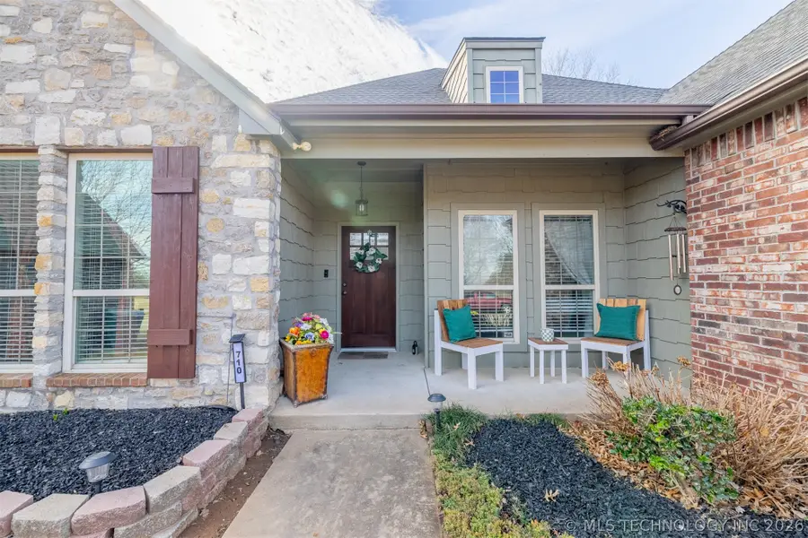 710 W 40th Street, Sand Springs, OK 74063 - #2