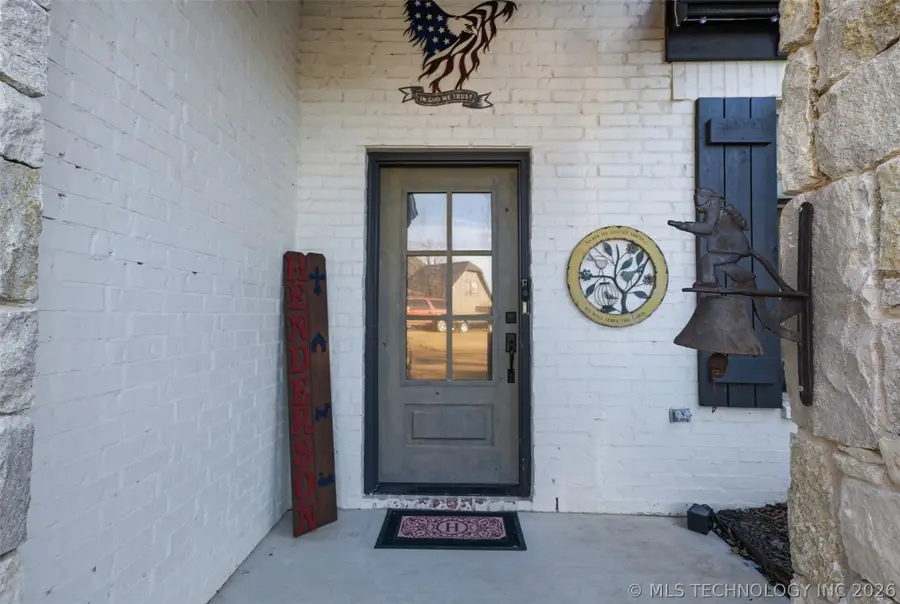 506 Castle Pines Circle, Claremore, OK 74019 - #3