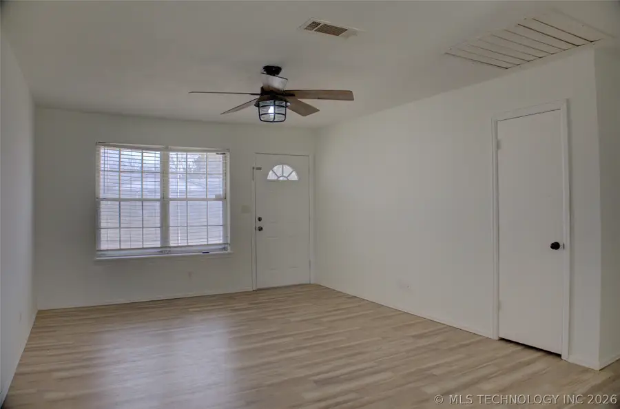1405 N Lang Street, Claremore, OK 74017 - #2
