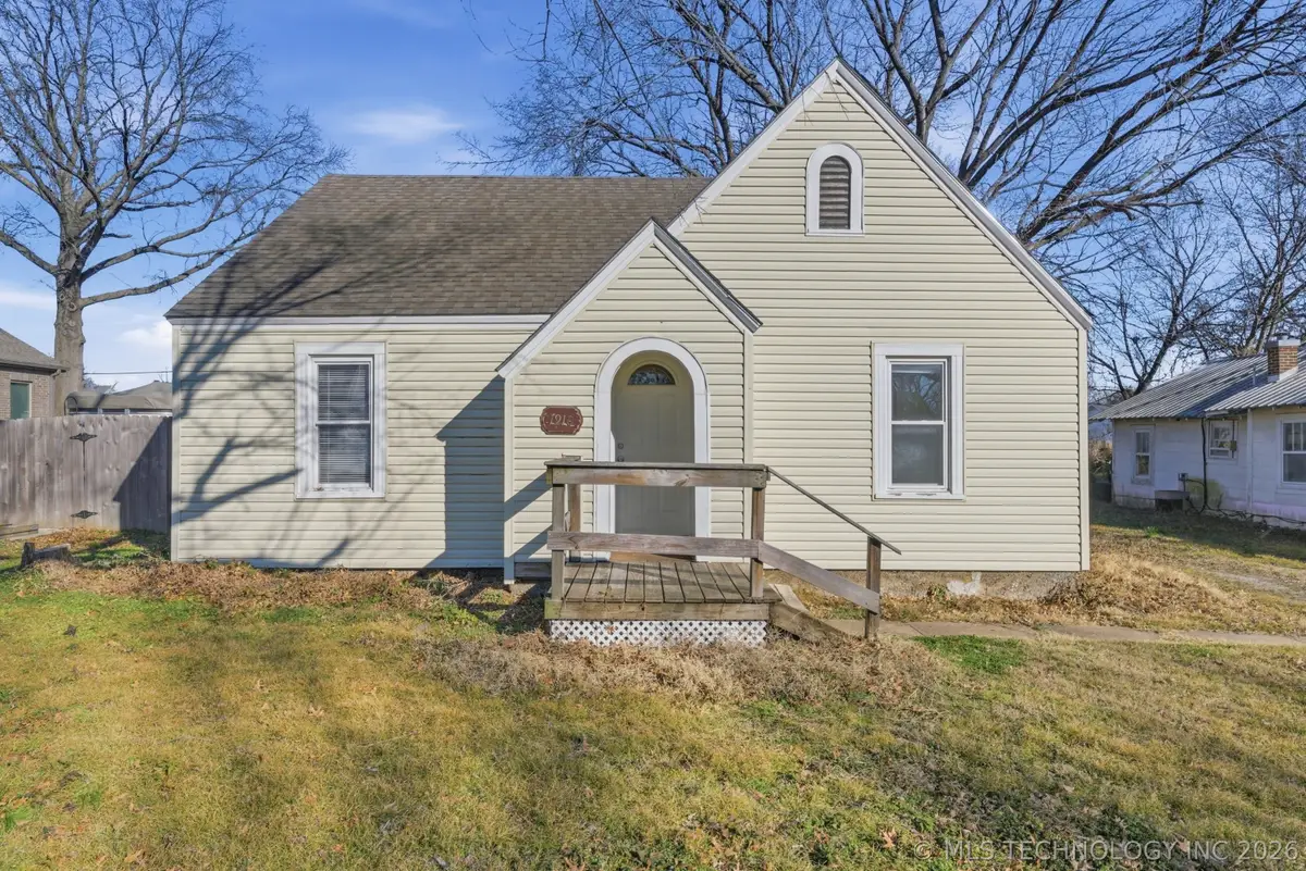 1910 S Johnstone Avenue, Bartlesville, OK 74003 - #1