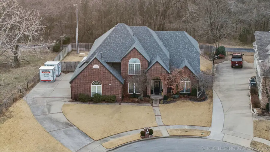 3816 S Butternut Avenue, Broken Arrow, OK 74011 - #2