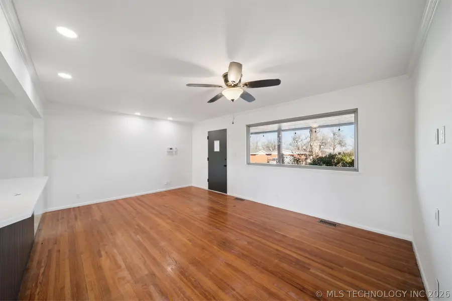 7512 E 22nd Place, Tulsa, OK 74129 - #3