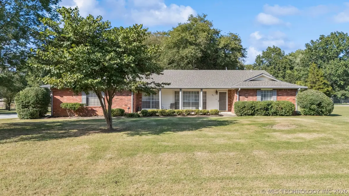731 Kingfisher Road, Catoosa, OK 74015 - #1