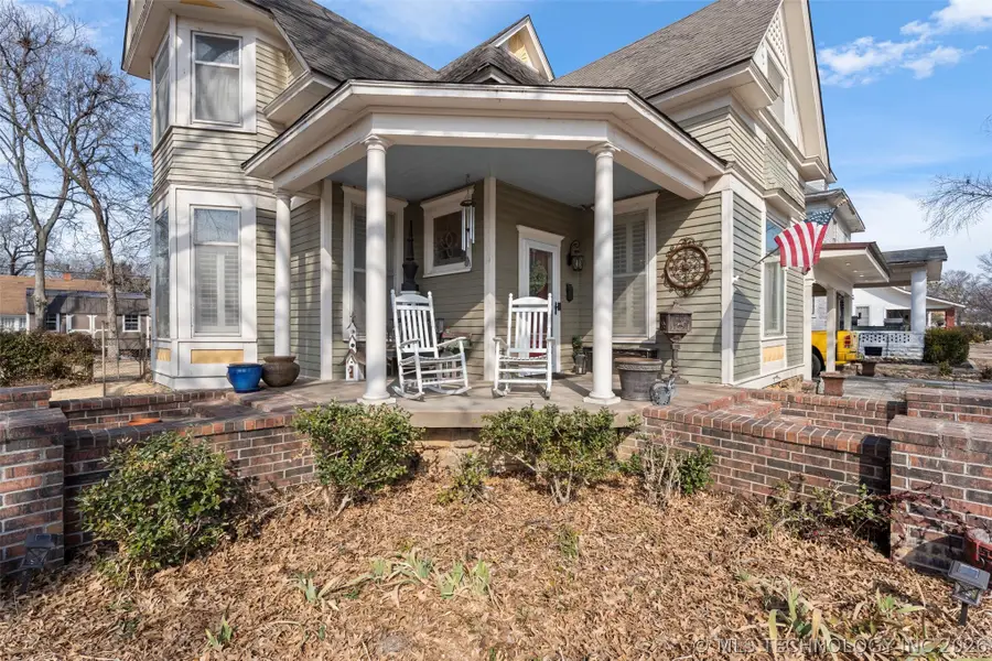 247 S Smith Street, Vinita, OK 74301 - #2