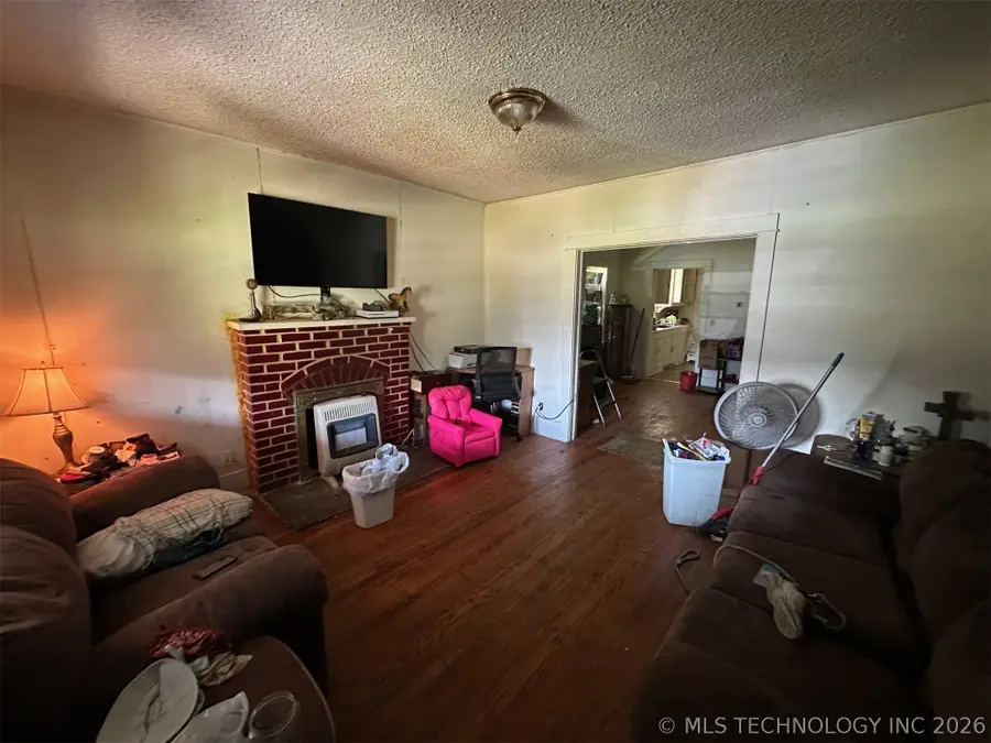 415 W Adams Avenue, McAlester, OK 74501 - #3