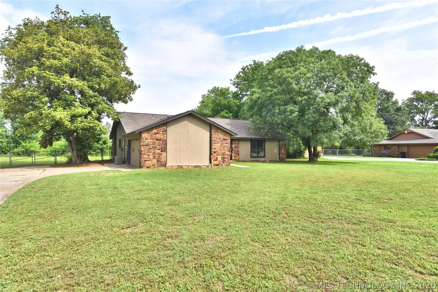 134 Spunky Creek Drive, Catoosa, OK 74015 - #2