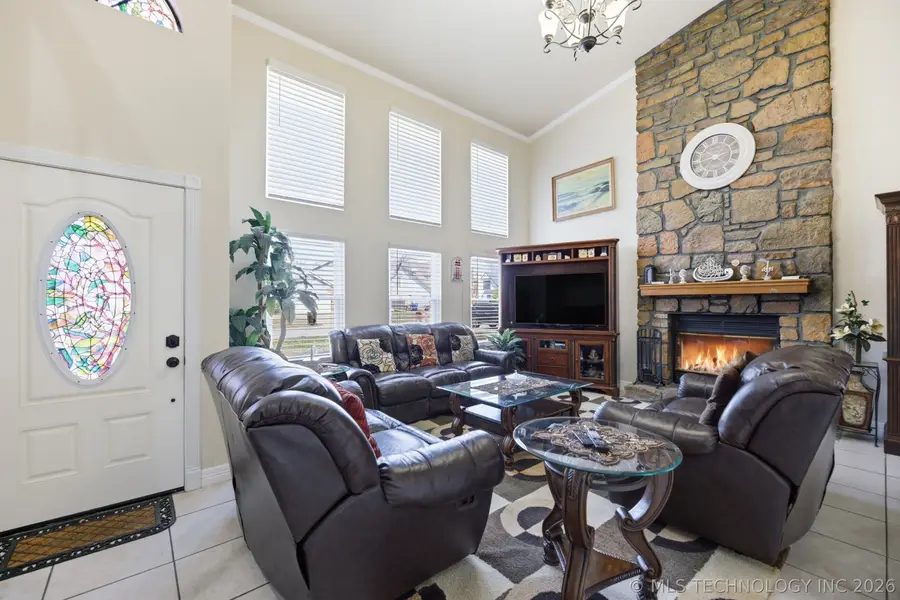 4413 W Oakland Street, Broken Arrow, OK 74012 - #3