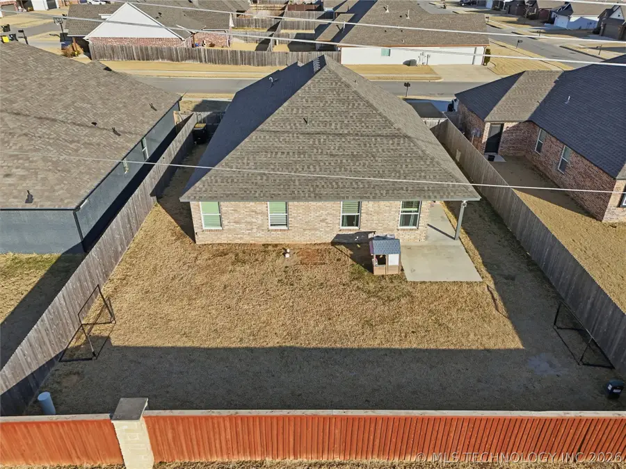 10914 S 274th East Avenue, Coweta, OK 74429 - #3