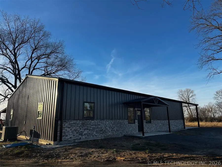 1105 S Lark Street, Coalgate, OK 74538 - #2