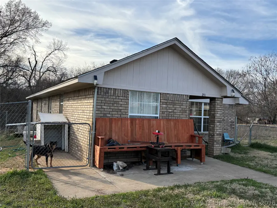 201 N Main Street, Kemp, OK 74747 - #2