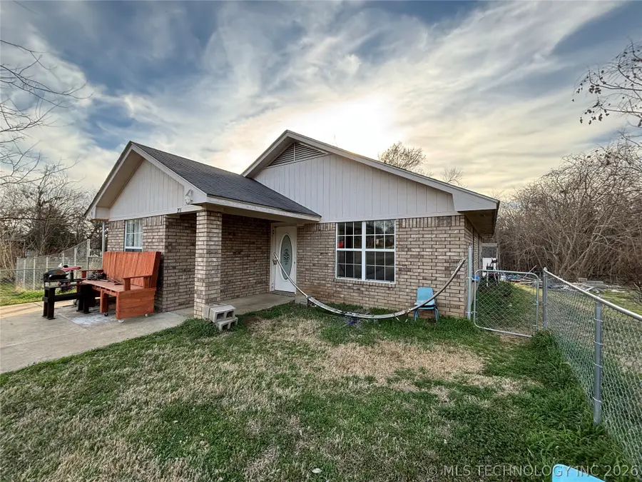 201 N Main Street, Kemp, OK 74747 - #3