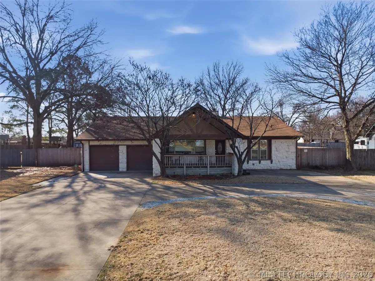 8512 E 121st Street S, Bixby, OK 74008 - #1