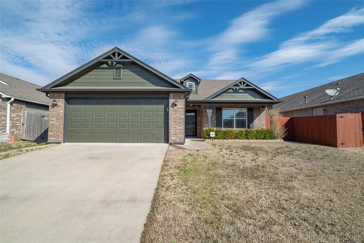 14613 E 112th Place N, Owasso, OK 74055 - #1