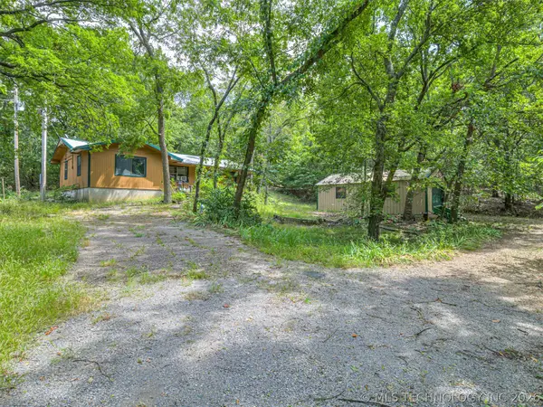 9005 S 4150 Road #C, Claremore, OK 74017