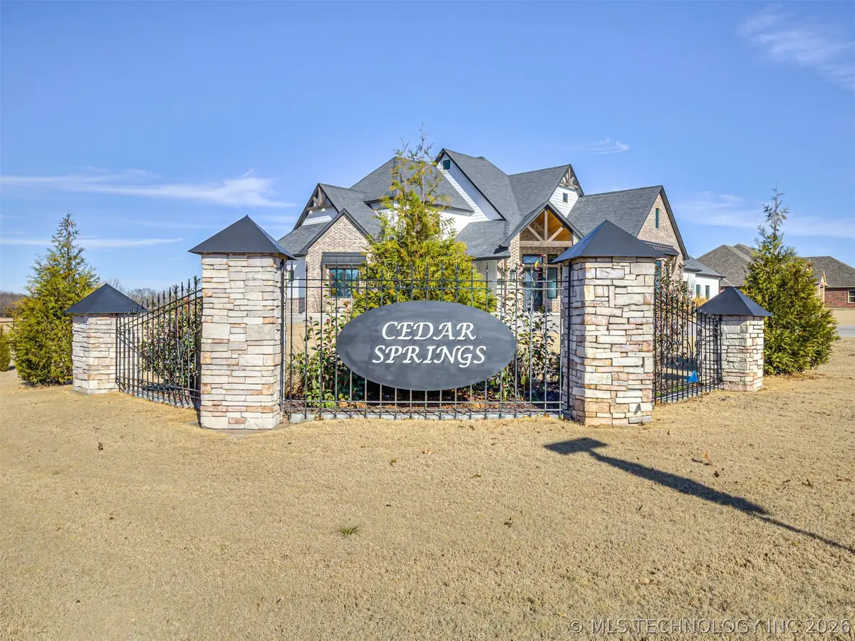 10037 Ratliff Drive, Claremore, OK 74017 - #1