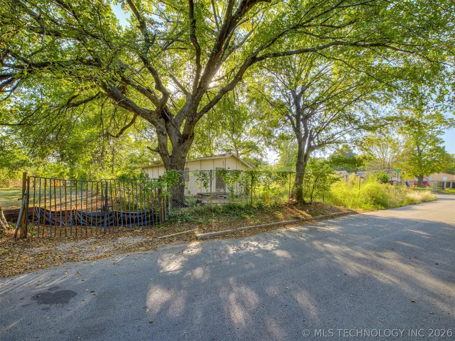 1331 N Rockford Avenue, Tulsa, OK 74106 - #2