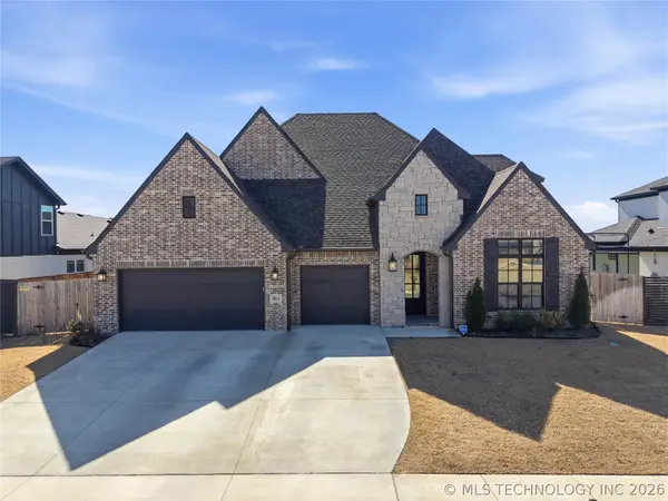 5812 E 128th Street S, Tulsa, OK 74008