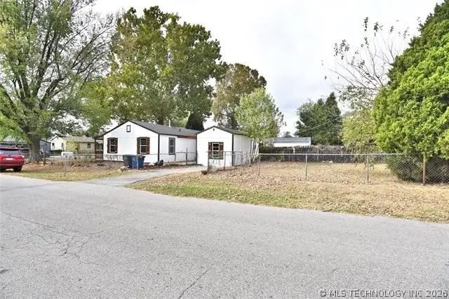 3219 E Oklahoma Place, Tulsa, OK 74110 - #2