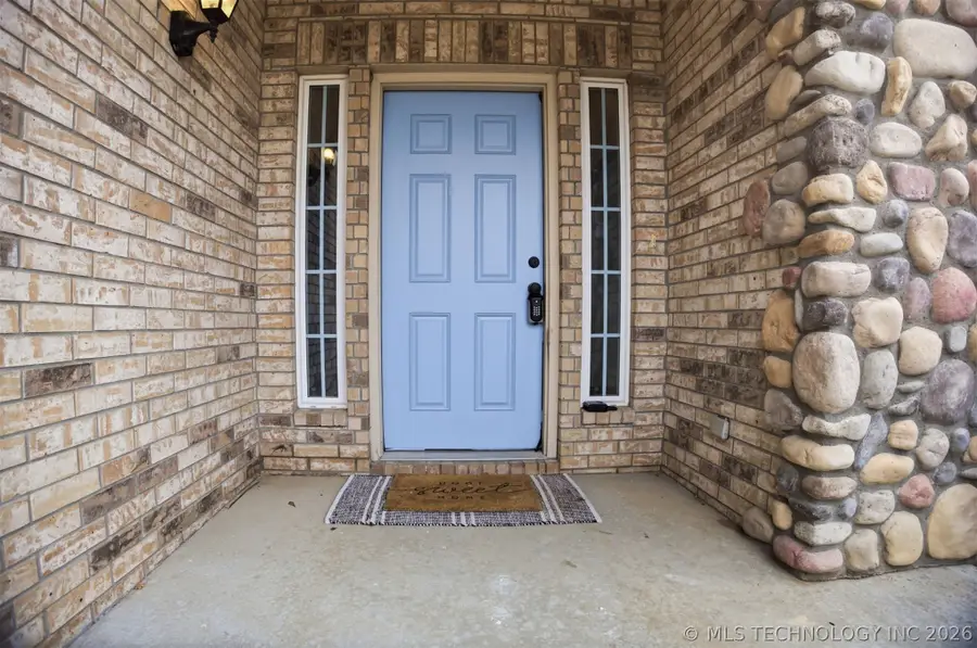 12009 S Umber Street, Jenks, OK 74037 - #3