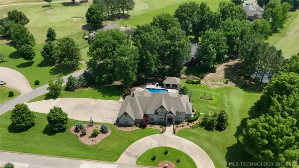 870 Cherry Springs Drive, Tahlequah, OK 74464