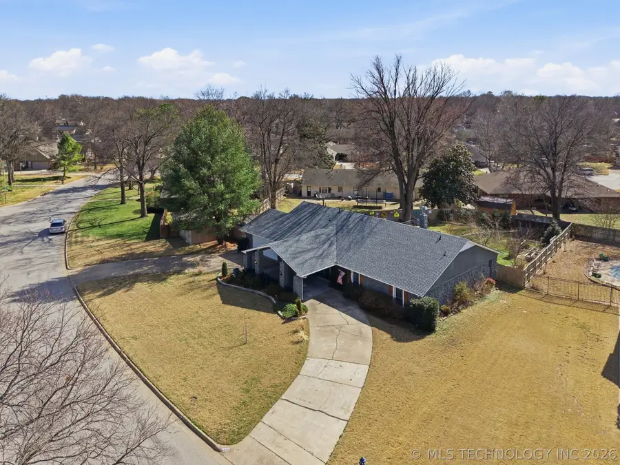 4926 E 97th Street, Tulsa, OK 74137 - #2