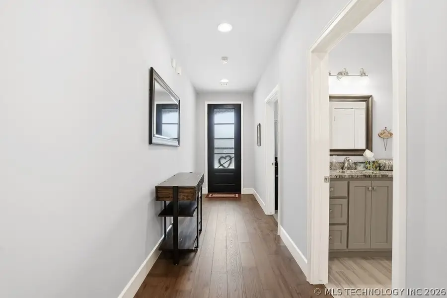 8414 S Phoenix Place W, Tulsa, OK 74132 - #3