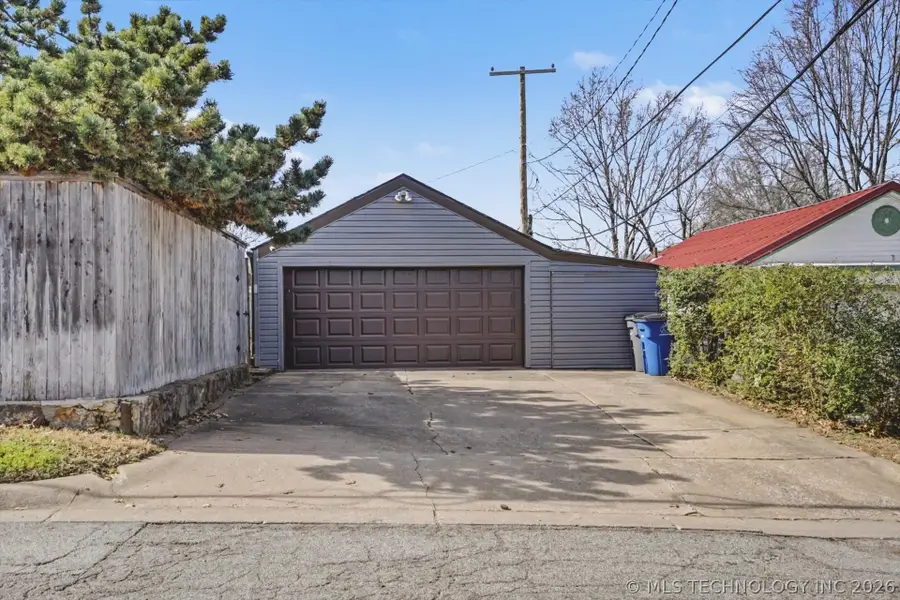 2471 E 22nd Place, Tulsa, OK 74114 - #3