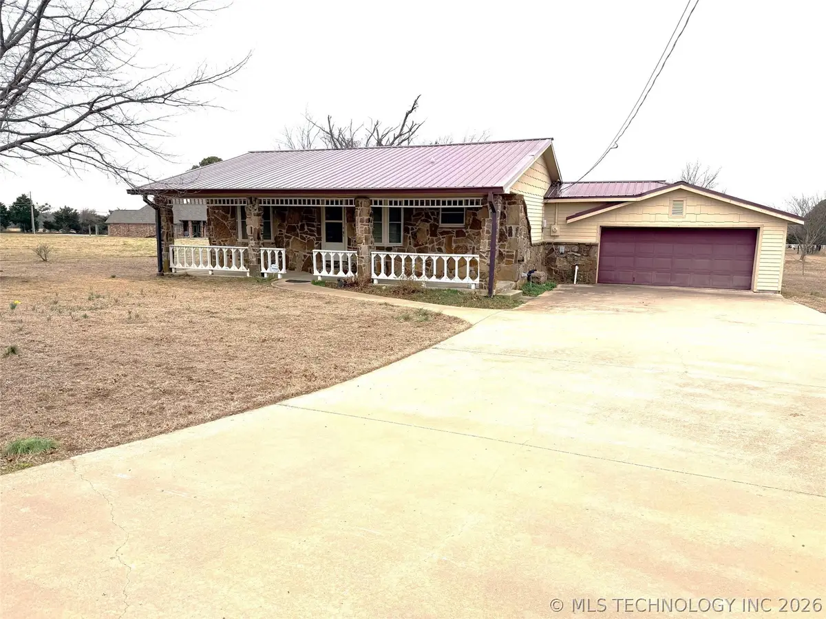 2009 N Hillcrest Drive, Henryetta, OK 74437 - #1