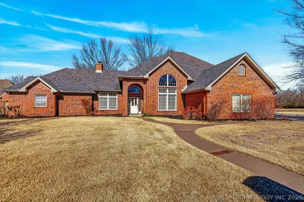 2501 Kingston Drive, Bartlesville, OK 74006