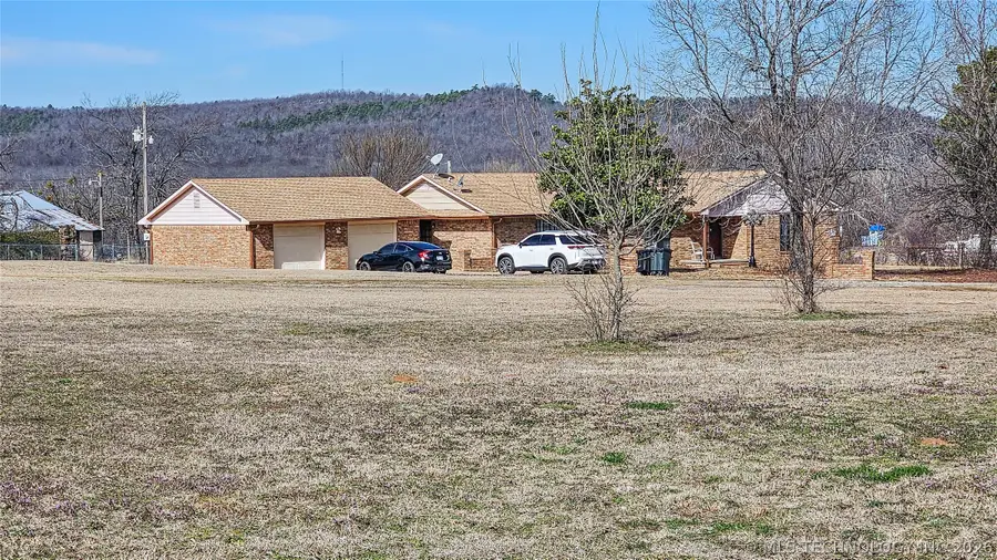 11590 W Highway 9 Highway, Stigler, OK 74462 - #2