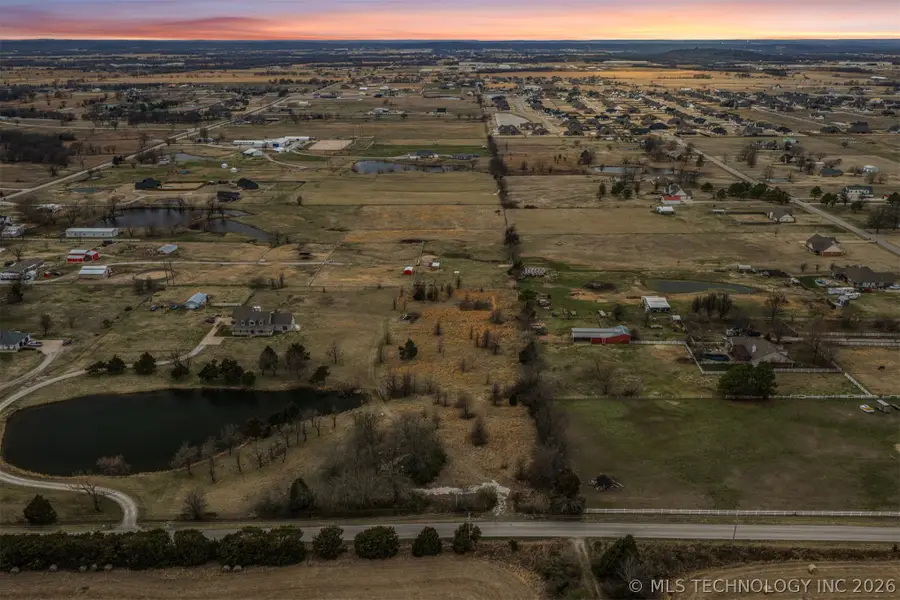 3 S Peoria Avenue, Glenpool, OK 74033 - #2