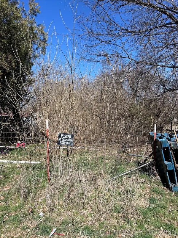 5321 W 11th Street, Tulsa, OK 74127