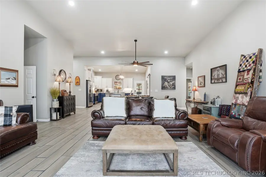 2804 W Ridgeway Lane, Cleveland, OK 74020 - #3