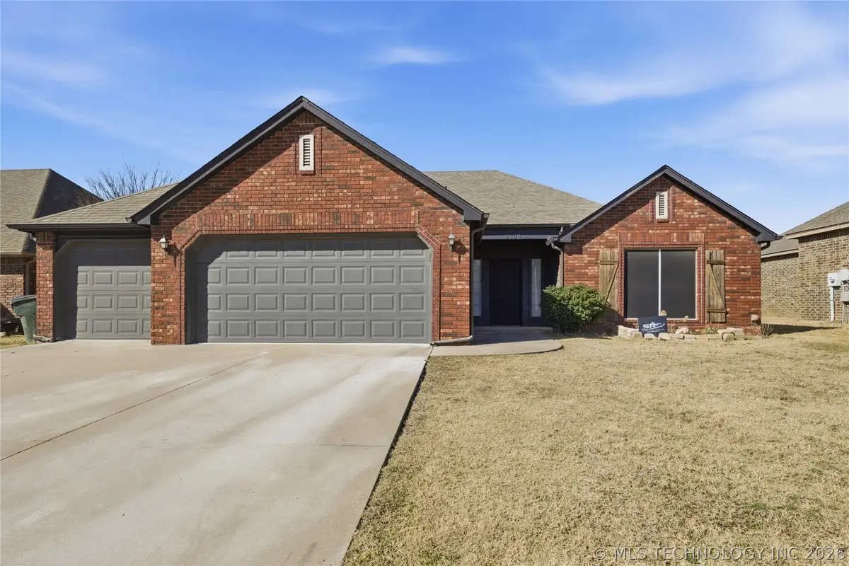 9220 N 144th East Avenue, Owasso, OK 74055 - #1