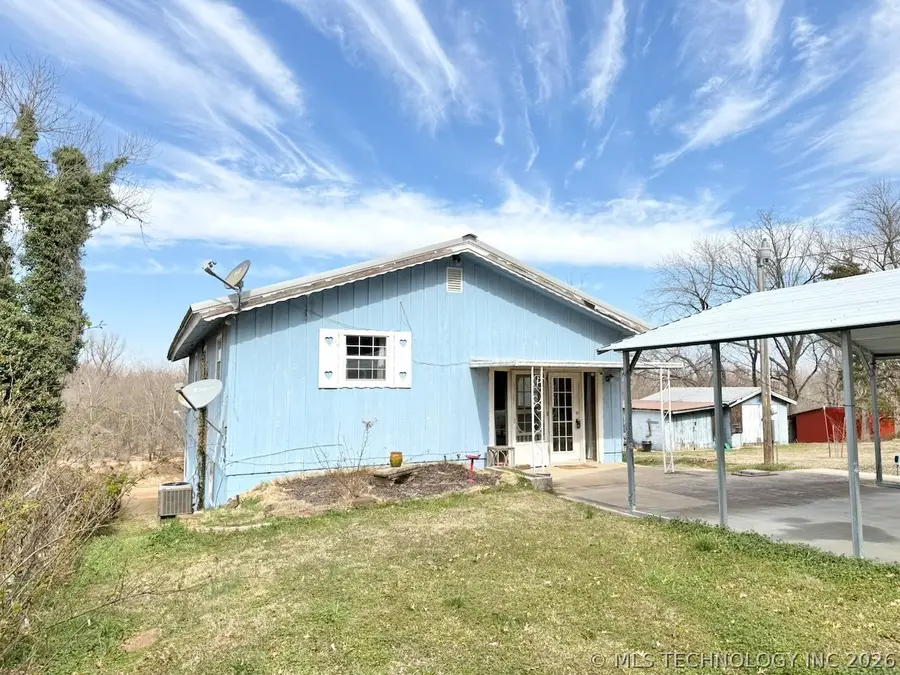 110 W Lakeshore Drive, McAlester, OK 74501 - #3