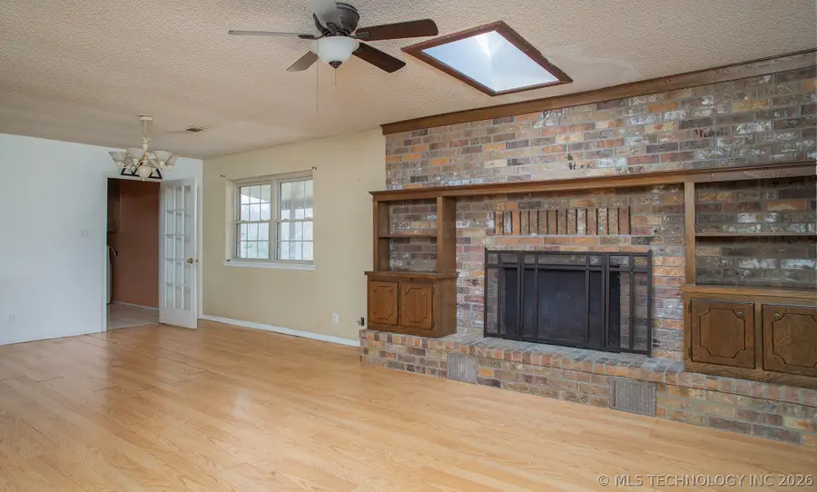 312 Meadowlark Lane, Durant, OK 74701 - #2