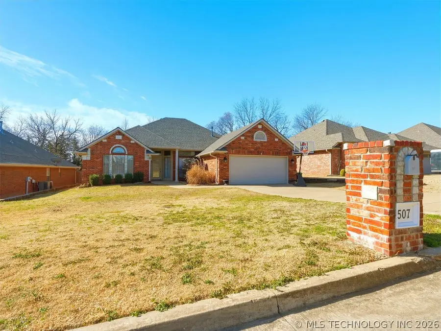507 Windemere, Ada, OK 74820 - #2