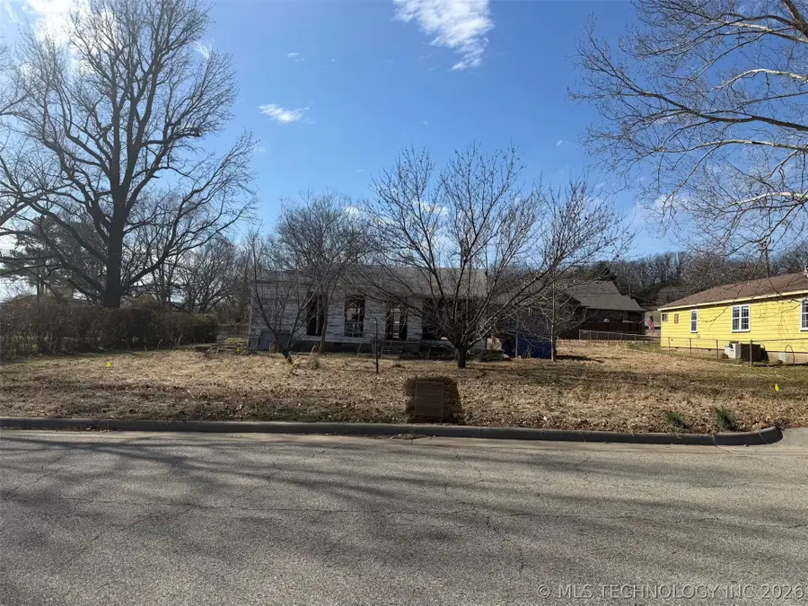 702 S Bixby Street, Sapulpa, OK 74066 - #3