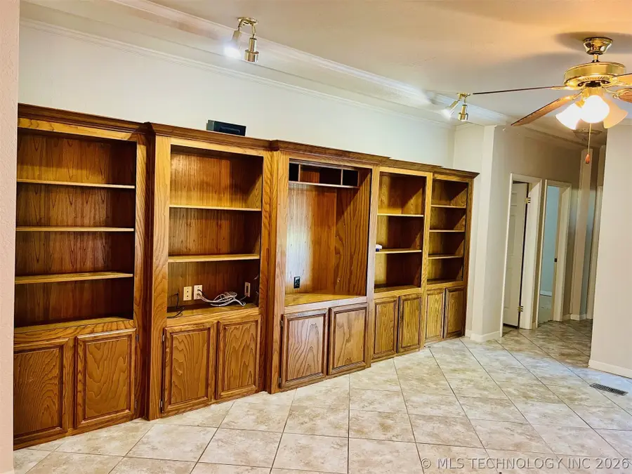 4826 Willis Drive, Kingston, OK 73439 - #3