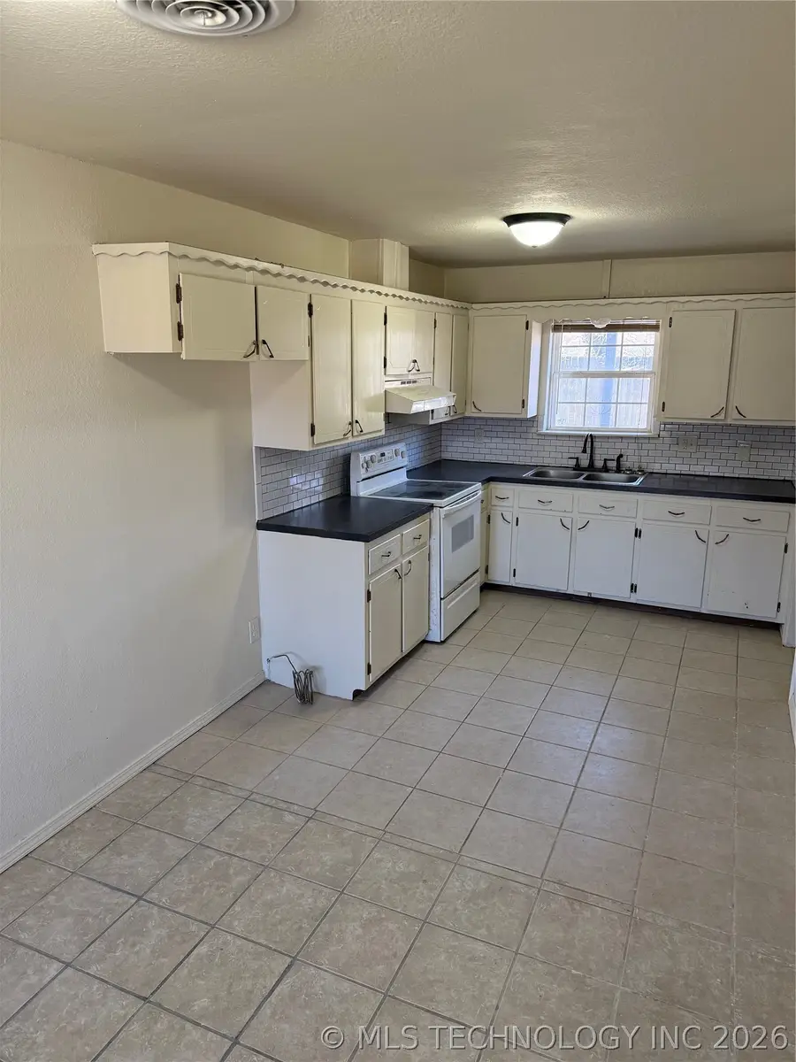 21797 S Ginger Drive, Park Hill, OK 74451 - #3