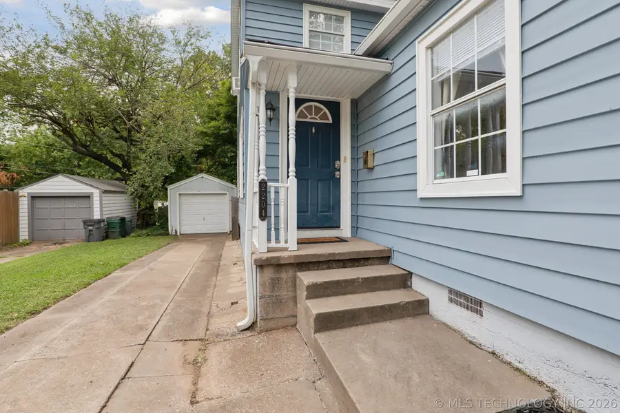 2204 S Oswego Place, Tulsa, OK 74114 - #2