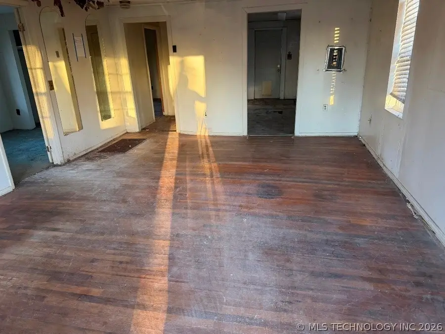 4527 S Waco Avenue, Tulsa, OK 74107 - #3