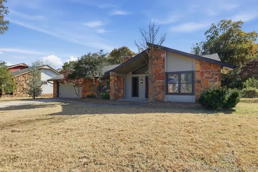 605 E Van Buren Street, Broken Arrow, OK 74011 - #2