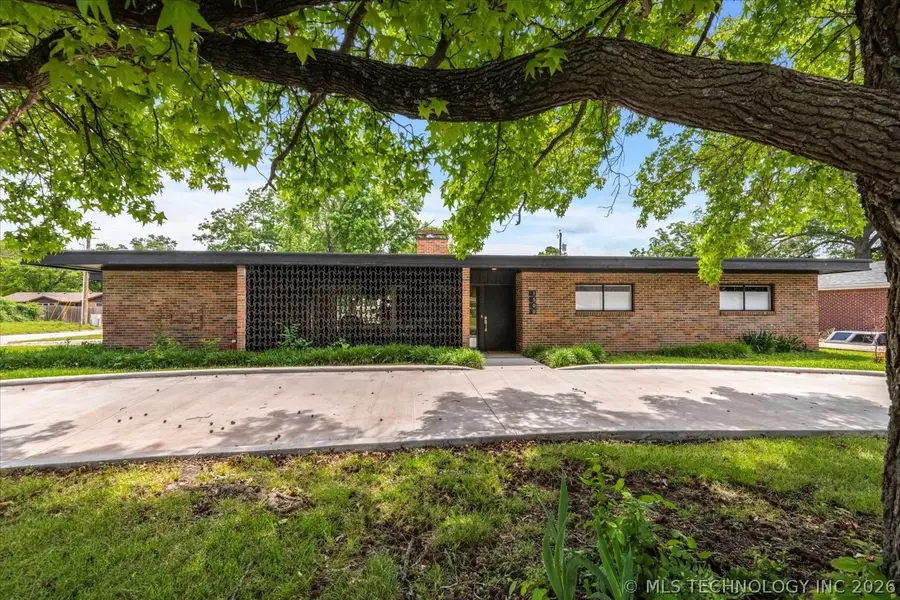 1500 Harris, Bartlesville, OK 74006 - #3