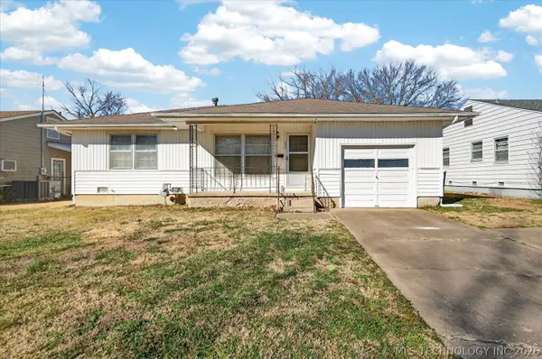 127 Forrest Park Road, Bartlesville, OK 74003