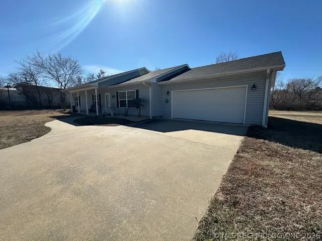 625 Eastern Hills Road, Holdenville, OK 74848 - #2