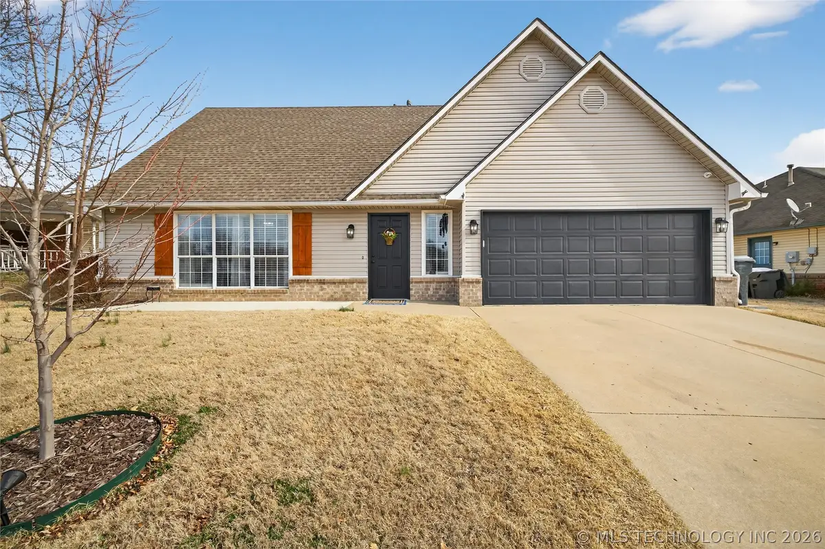 2500 SW Wolf Run Drive, Claremore, OK 74019 - #1