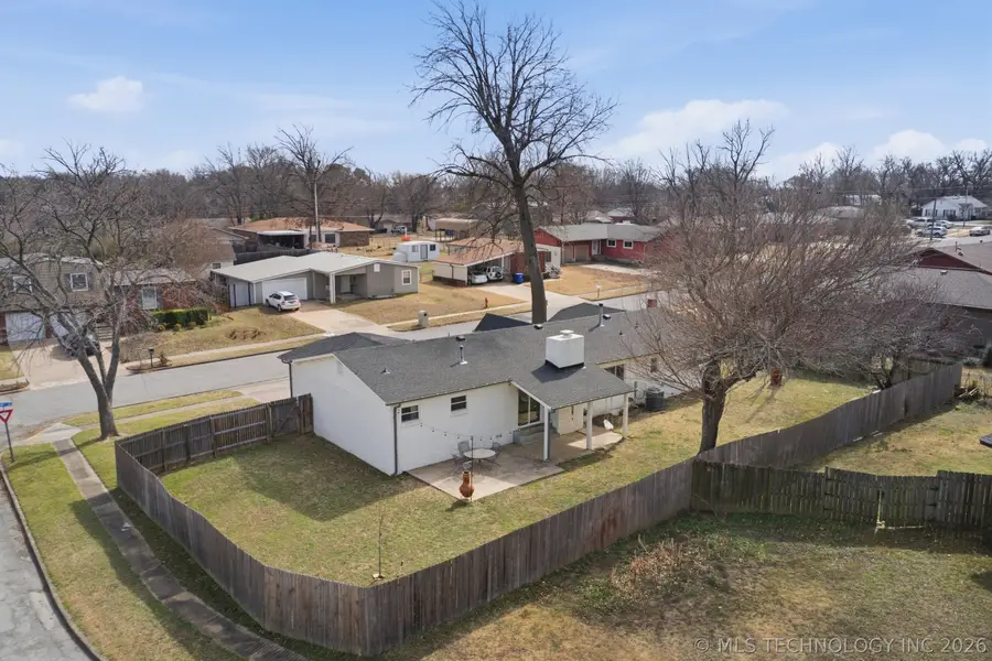 220 N 10th Street, Broken Arrow, OK 74012 - #3