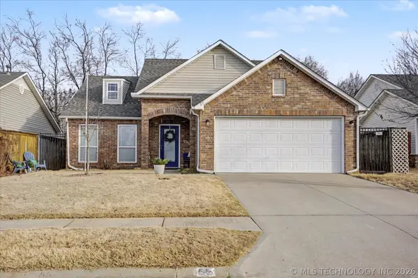 55 E Fairlane Court, Sapulpa, OK 74066